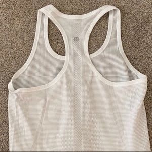 Lululemon tank
